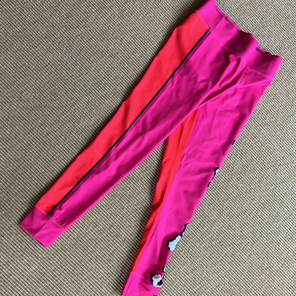 Stella McCartney-Adidas 2-Tone Leggings w/Floral Print - Picture 8 of 10